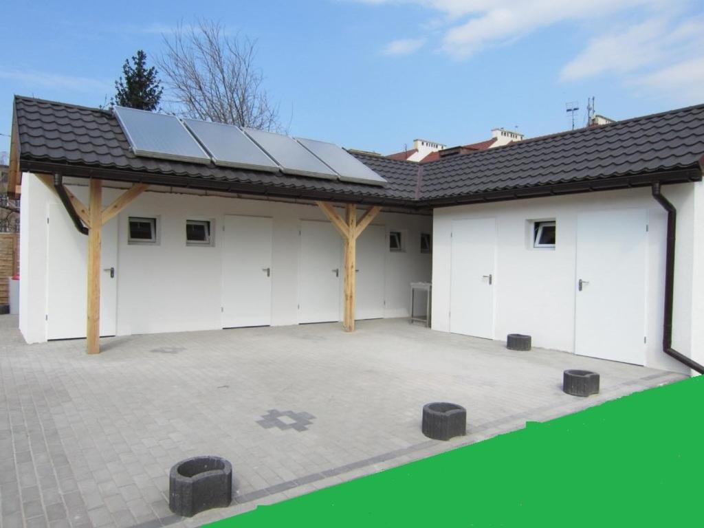Camp-Wroc Hotel Wrocław Exterior foto